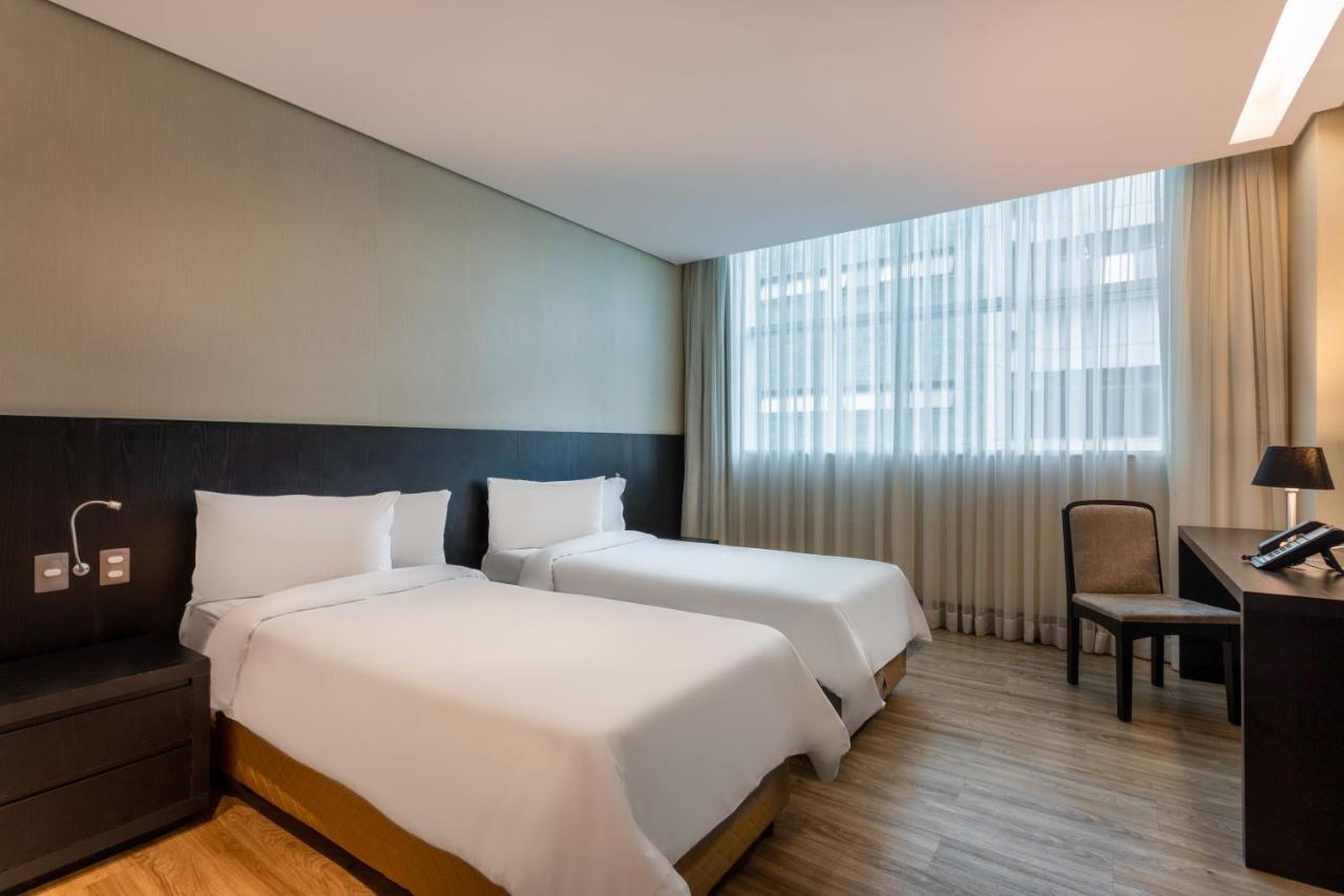 Готель Tryp By Wyndham Belo Horizonte Savassi Екстер'єр фото