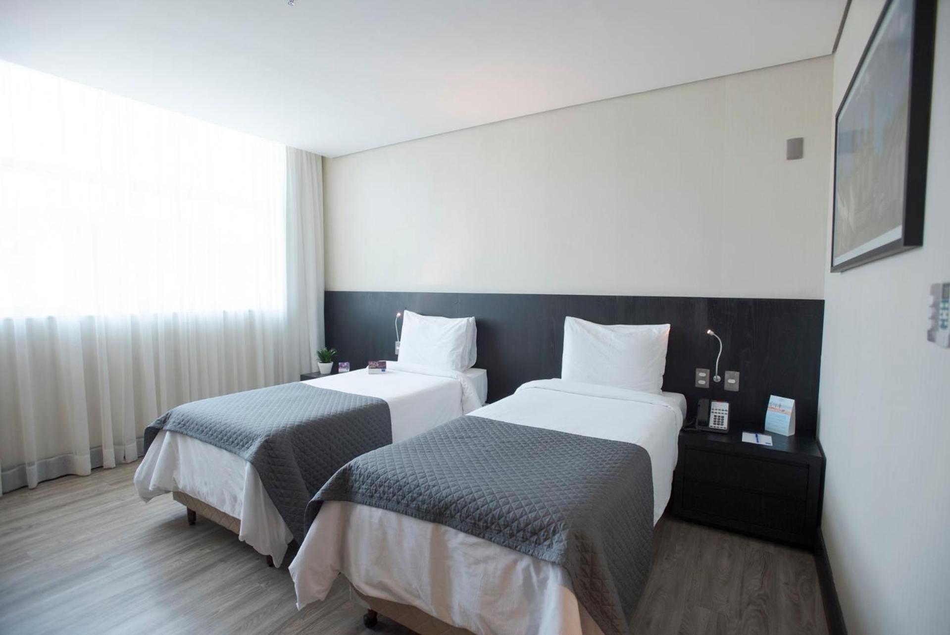 Готель Tryp By Wyndham Belo Horizonte Savassi Екстер'єр фото