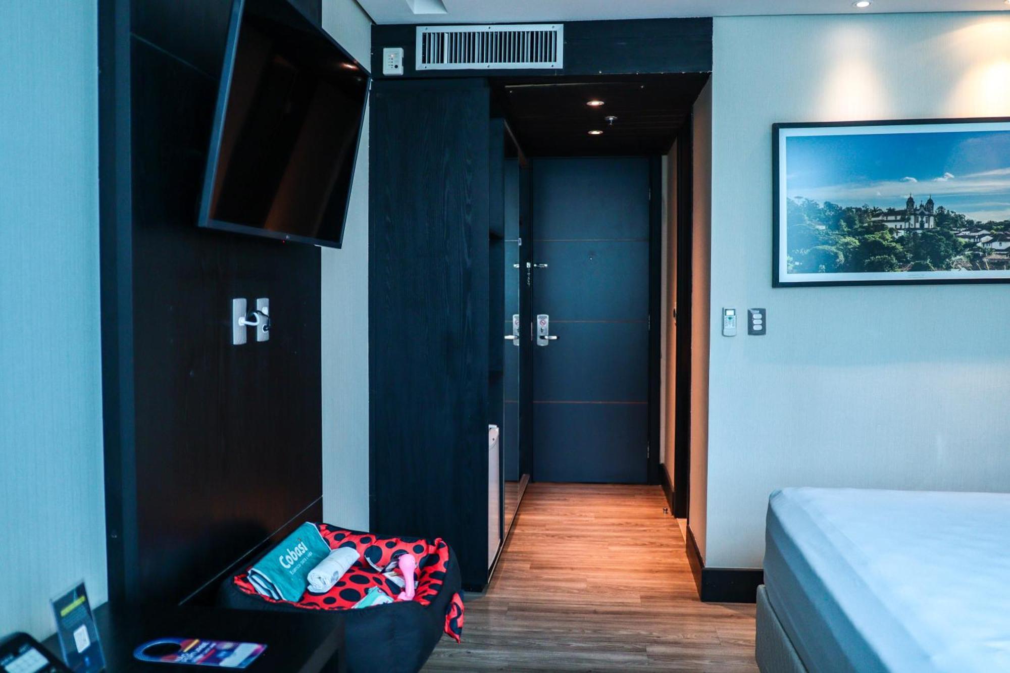 Готель Tryp By Wyndham Belo Horizonte Savassi Екстер'єр фото